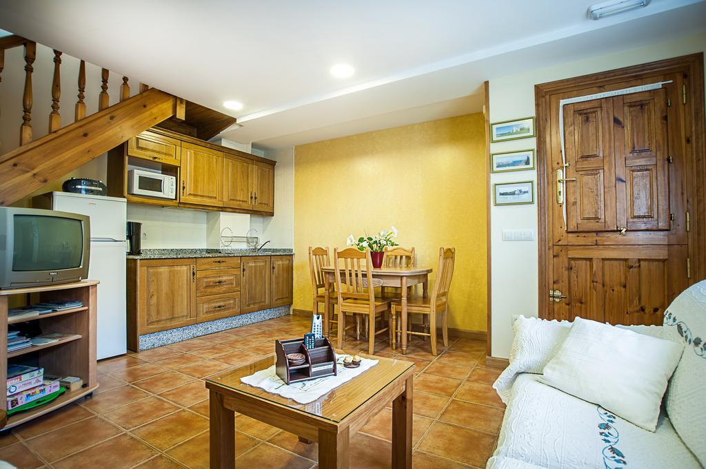 Parres de Llanes Apartamentos El Pradon De Santa Marina חדר תמונה