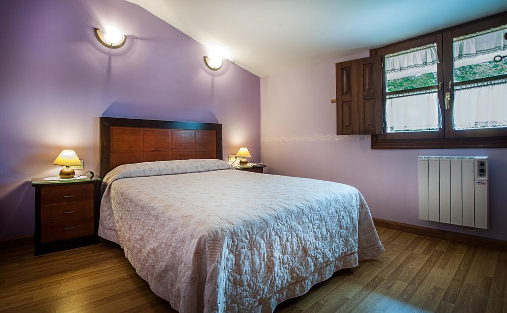 Parres de Llanes Apartamentos El Pradon De Santa Marina חדר תמונה