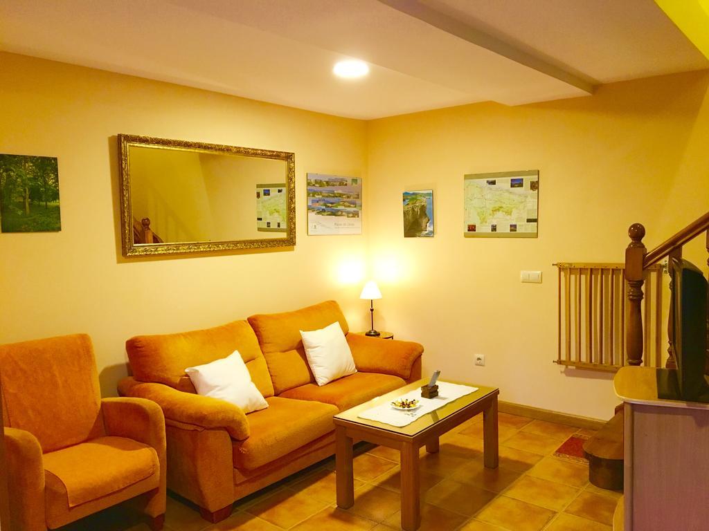 Parres de Llanes Apartamentos El Pradon De Santa Marina מראה חיצוני תמונה