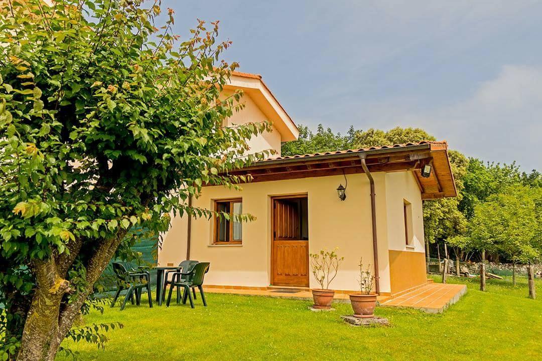 Parres de Llanes Apartamentos El Pradon De Santa Marina מראה חיצוני תמונה